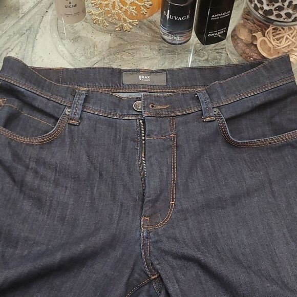 Brax  mens dark wash JEANS 34 like new - Picture 3 of 8